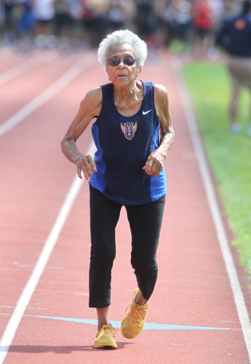 Watch: 101 Year Old Bronx Woman—And Runner—An Inspiration For All -  Welcome2TheBronx™